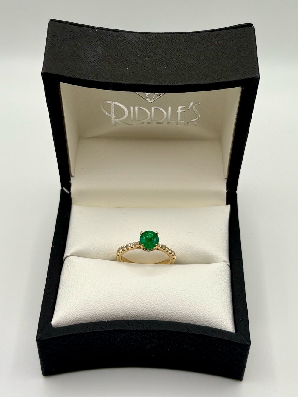 14K Gold Ring with Emerald Center and Pavé Band